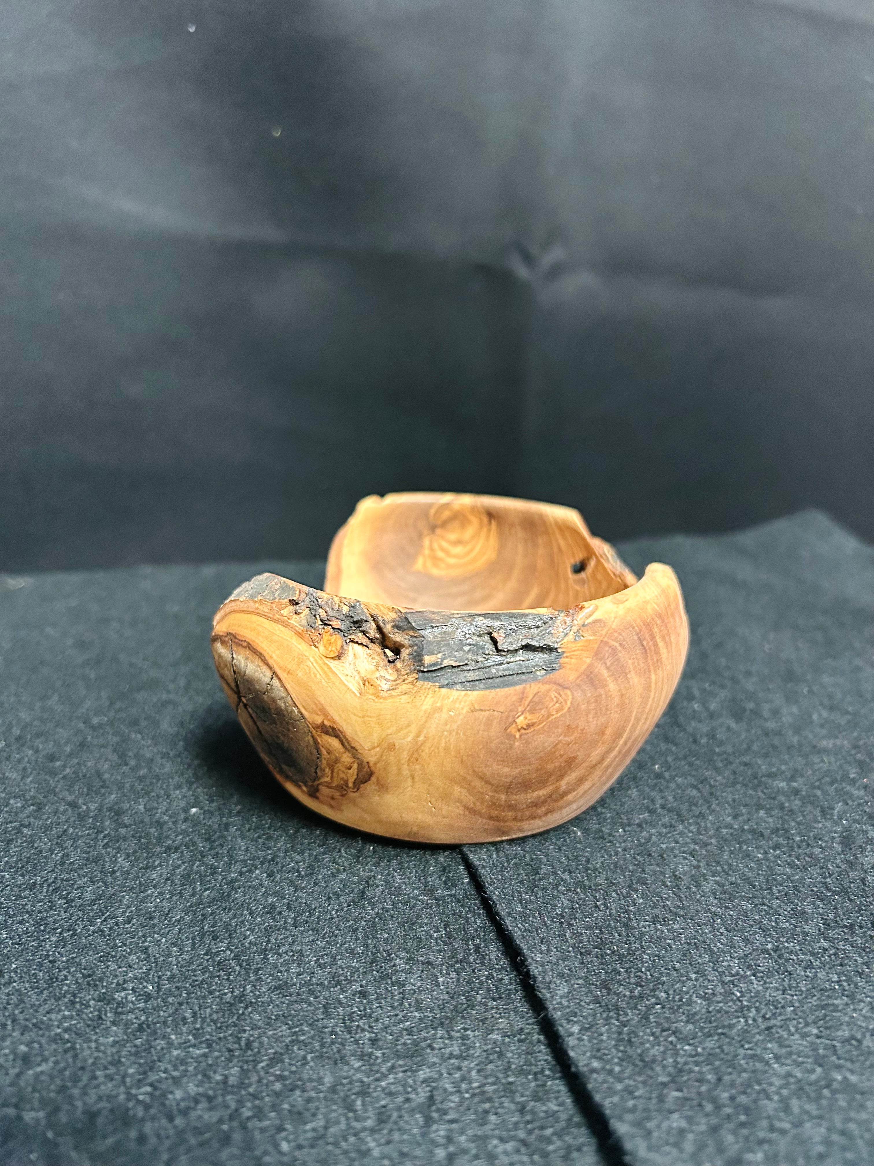 Handcrafted Olive Wood Bark Edge Trinket Bowl Rustic Natural Wood Catchall