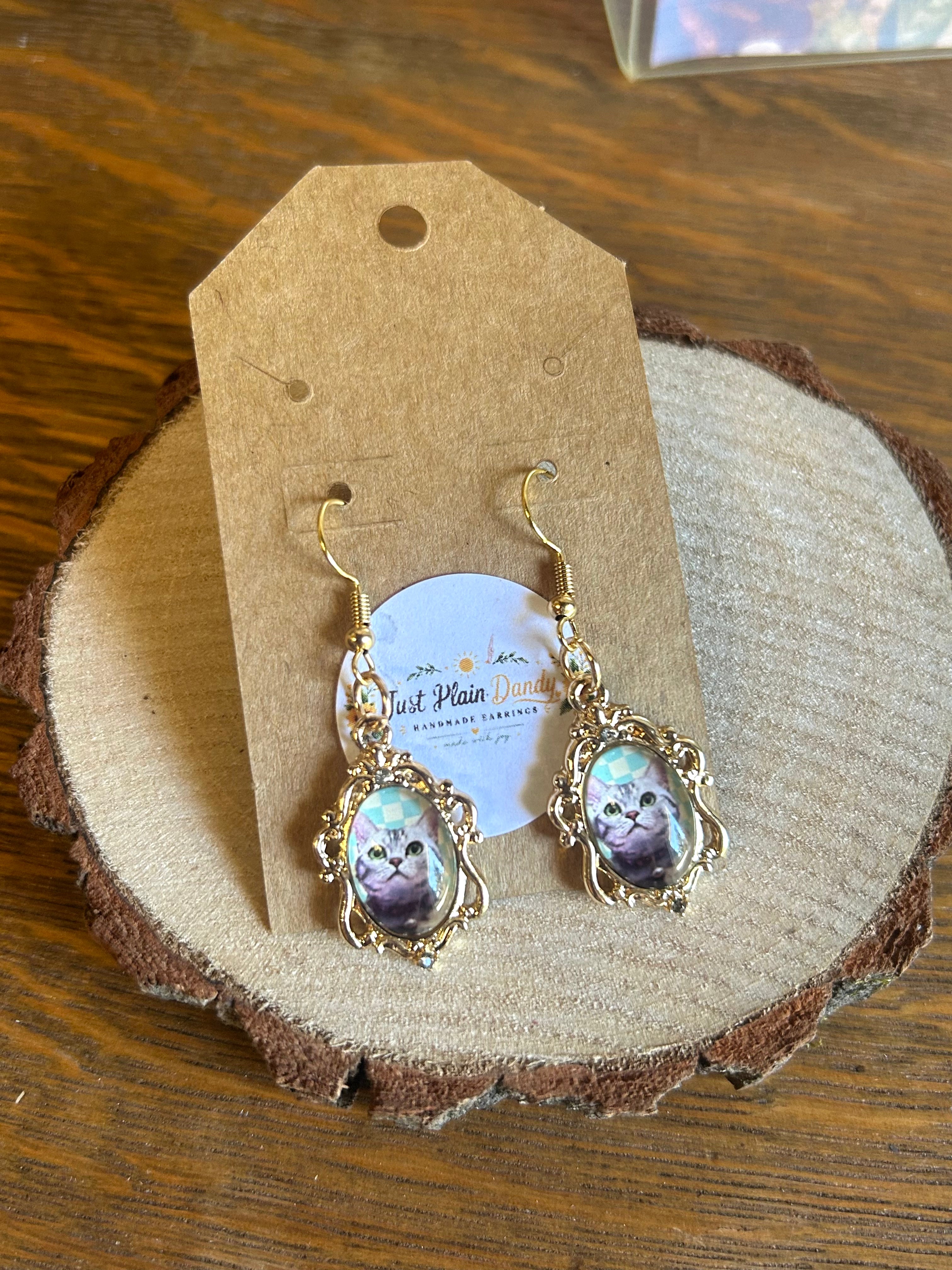 Whimsical Cat Portrait Dangle Earrings Gold Tone Ornate Frame