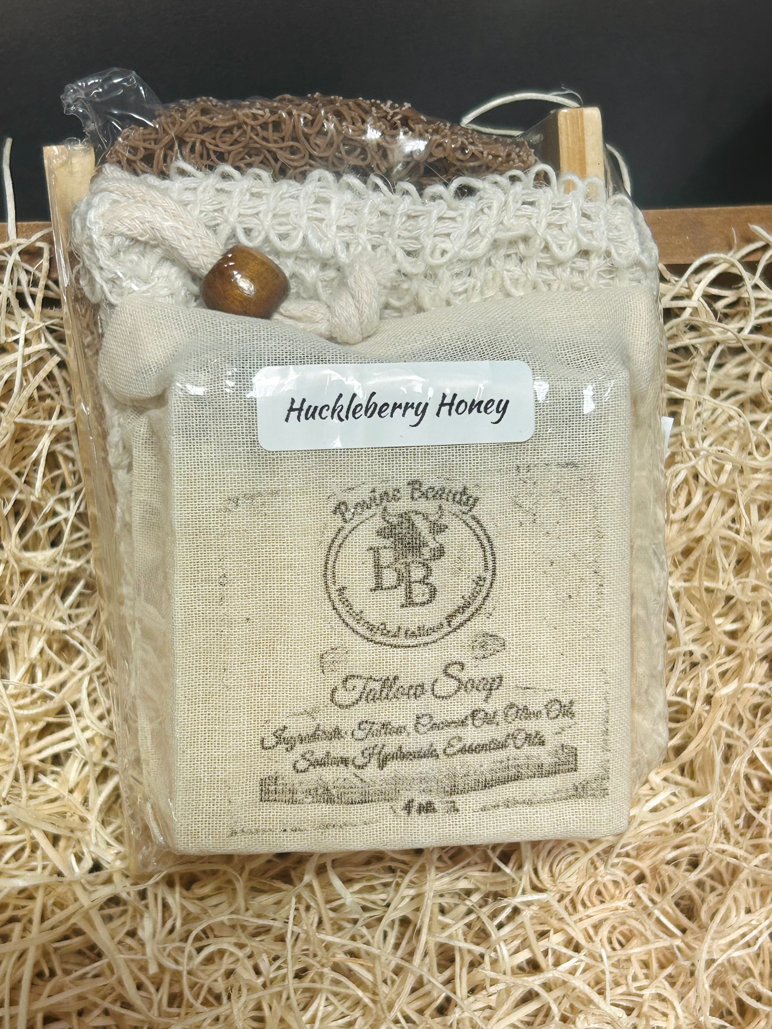 Huckleberry Honey Soap Gift Set with Exfoliating Soap Saver Bag