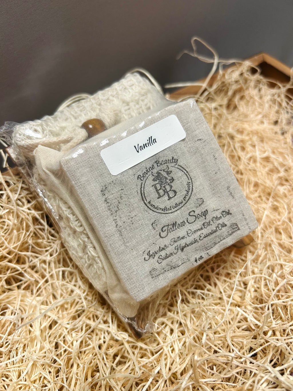 Vanilla Tallow Soap Gift Set with Exfoliating Soap Saver Bag